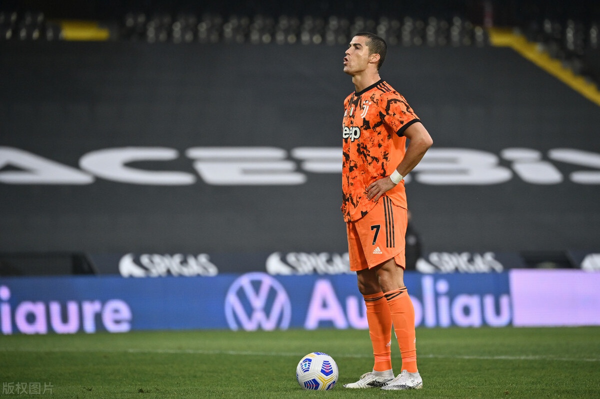 关于克罗托内客场不敌萨索洛,遗憾告负的信息 关于克罗托内客场不敌萨索洛,遗憾告负的信息