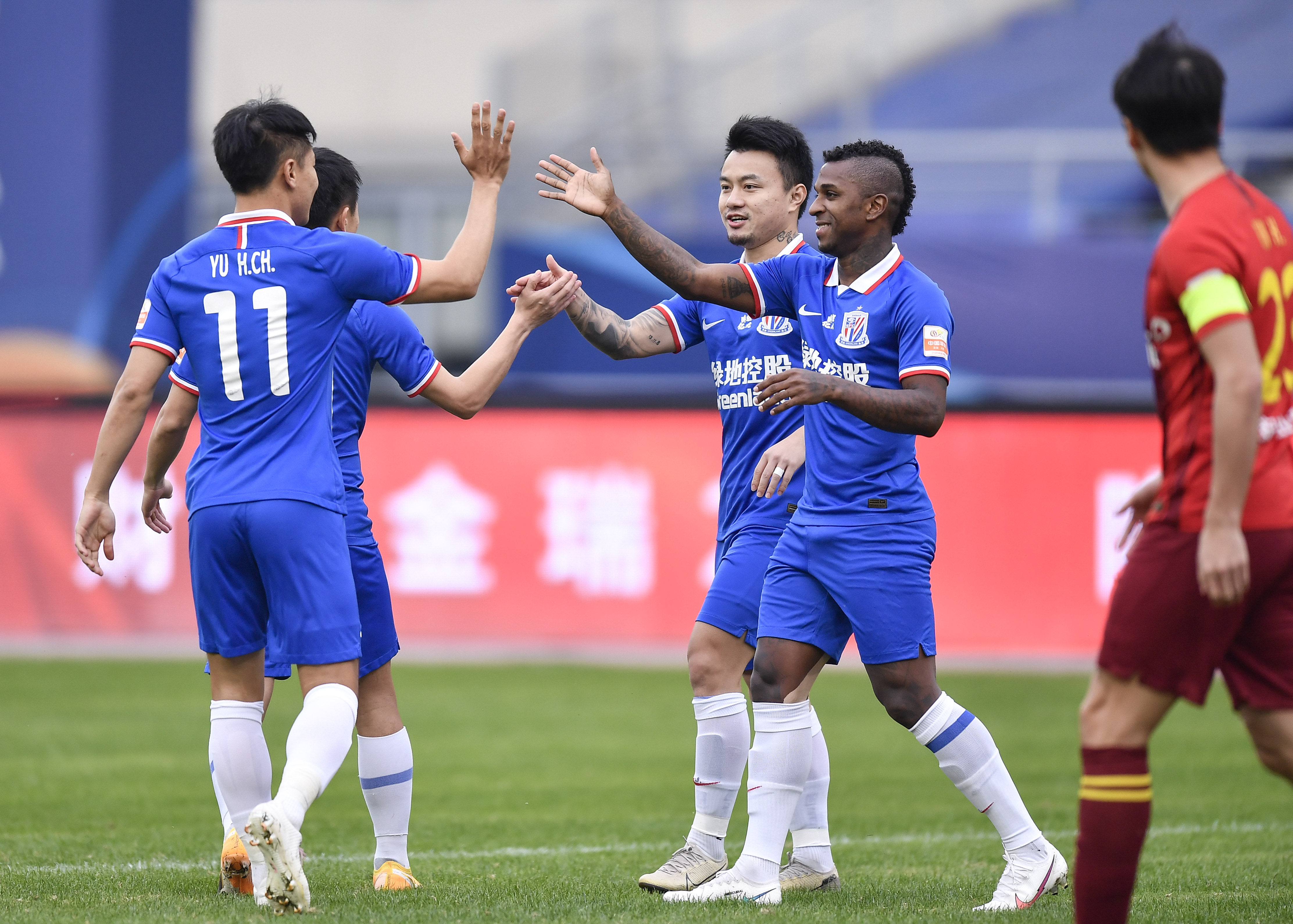 江苏苏宁对阵河北华夏幸福,迎来争夺的简单介绍 江苏苏宁对阵河北华夏幸福,迎来争夺的简单介绍