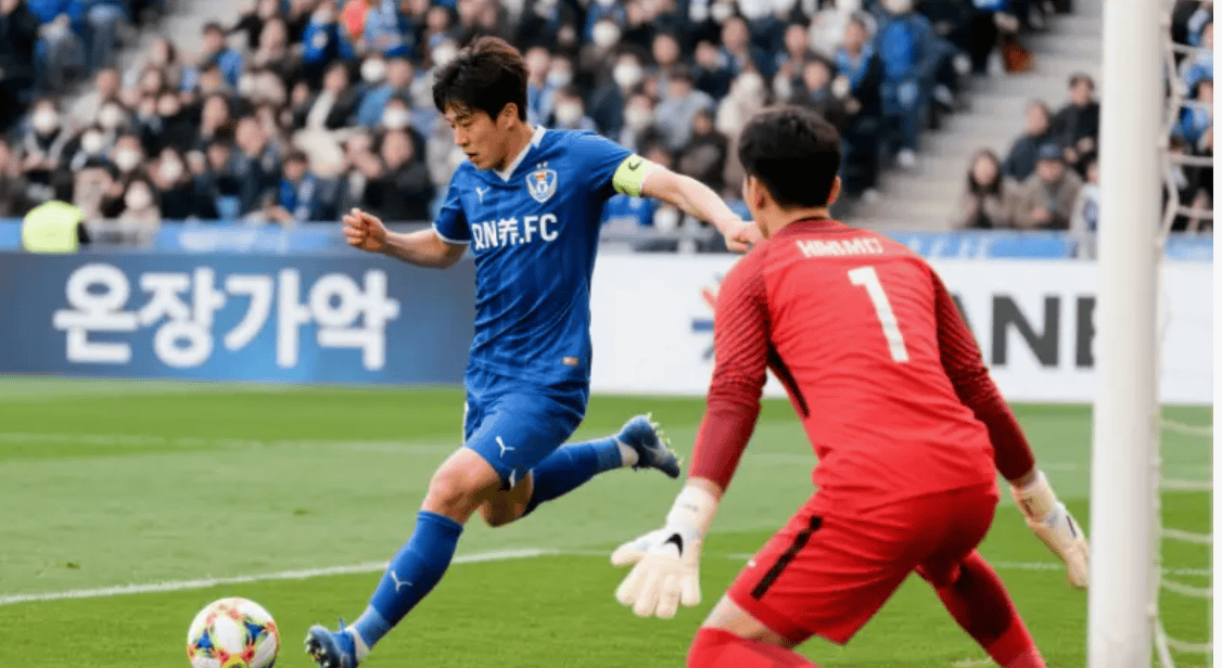 关于首尔FC球员接受采访,透露战术调整细节的信息 关于首尔FC球员接受采访,透露战术调整细节的信息