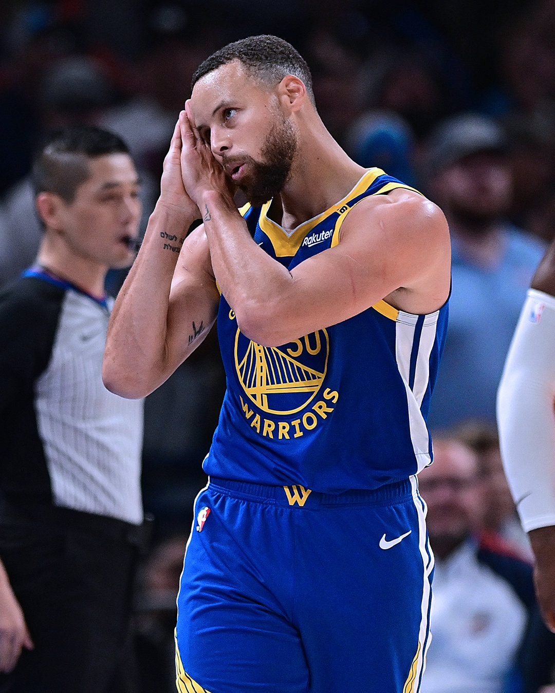 勇士客场大胜老鹰,库里贡献全场最高得分的简单介绍 勇士客场大胜老鹰,库里贡献全场最高得分的简单介绍