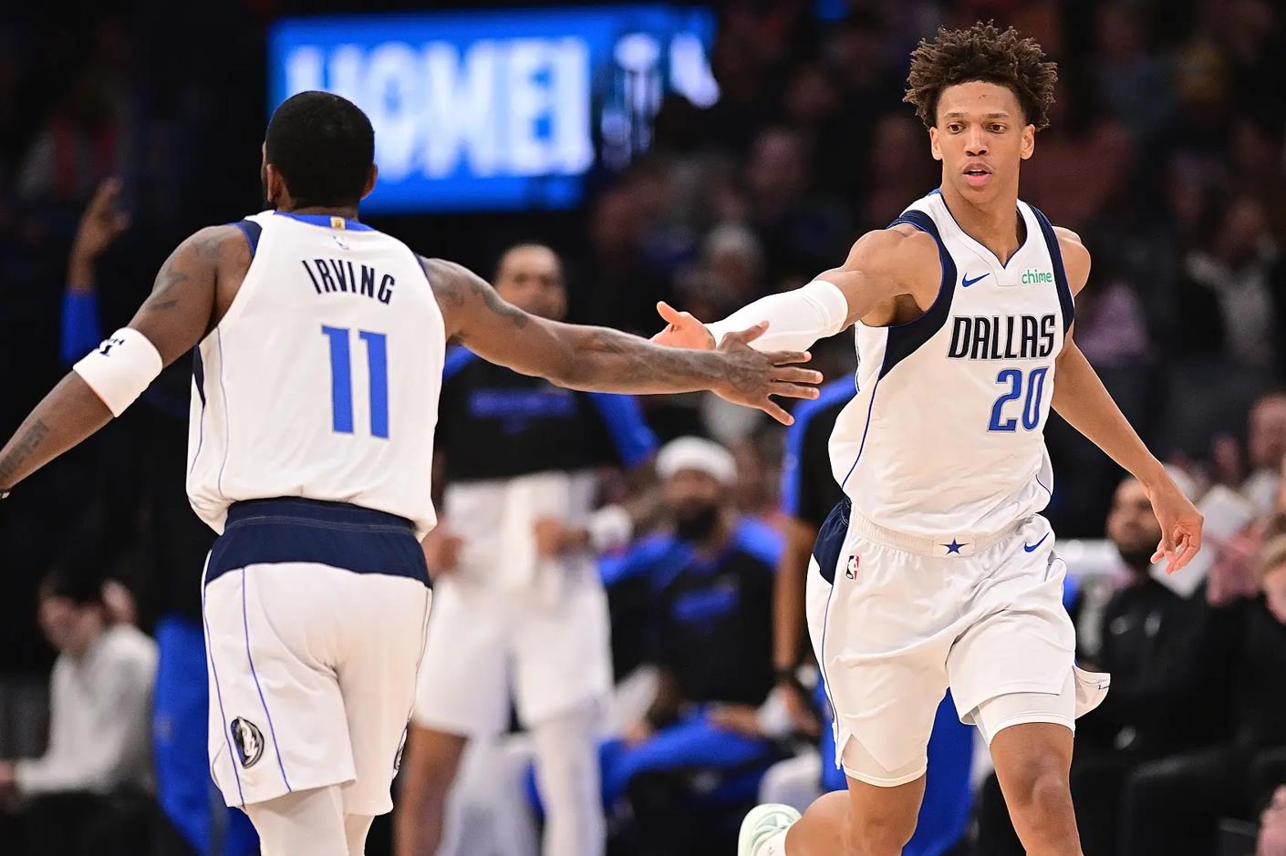 包含马刺队后防稳固，阻击对手进攻节奏的词条