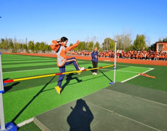 爱游戏在线登录-精致技巧展露无疑，球员全力以赴的简单介绍