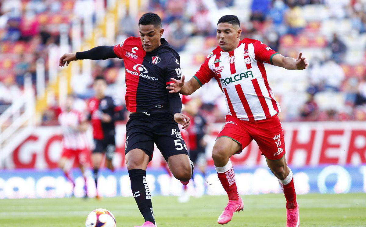 爱游戏app-包含沃尔夫斯堡主场丢球，遗憾输球积分榜滑落的词条