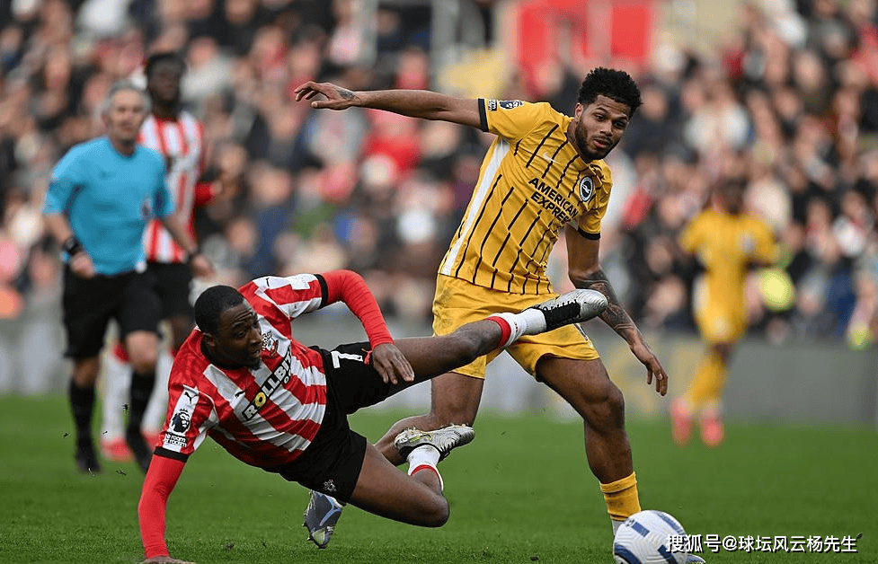 布莱顿主场被逼平,保级形势混乱 布莱顿主场被逼平,保级形势混乱