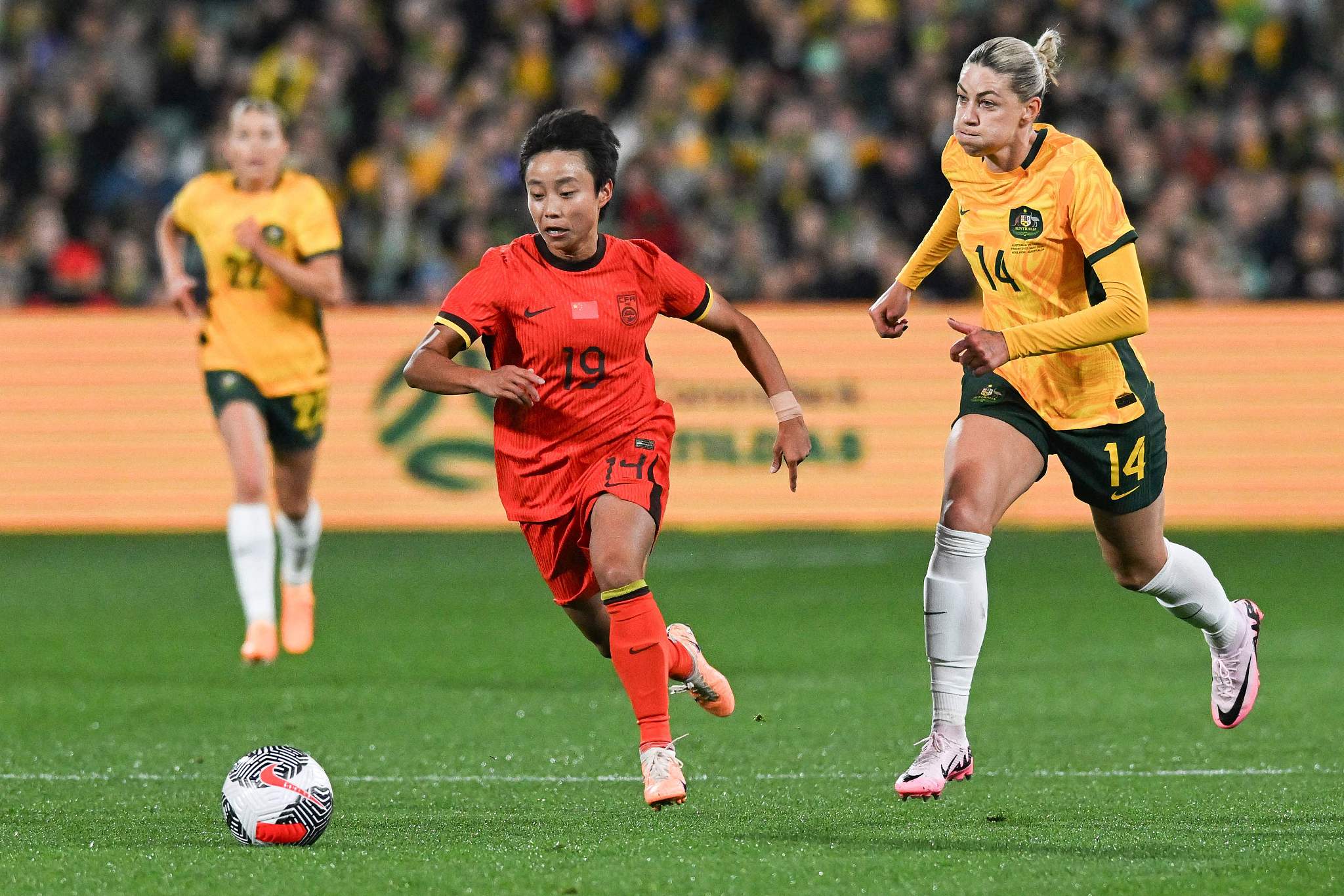 关于女足比赛中球队实力雄厚,不容小觑的信息 关于女足比赛中球队实力雄厚,不容小觑的信息