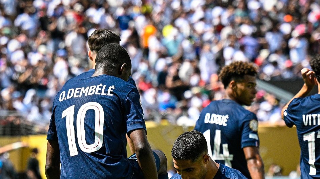 包含切尔西与皇家马德里争夺胜利，最终战平的词条