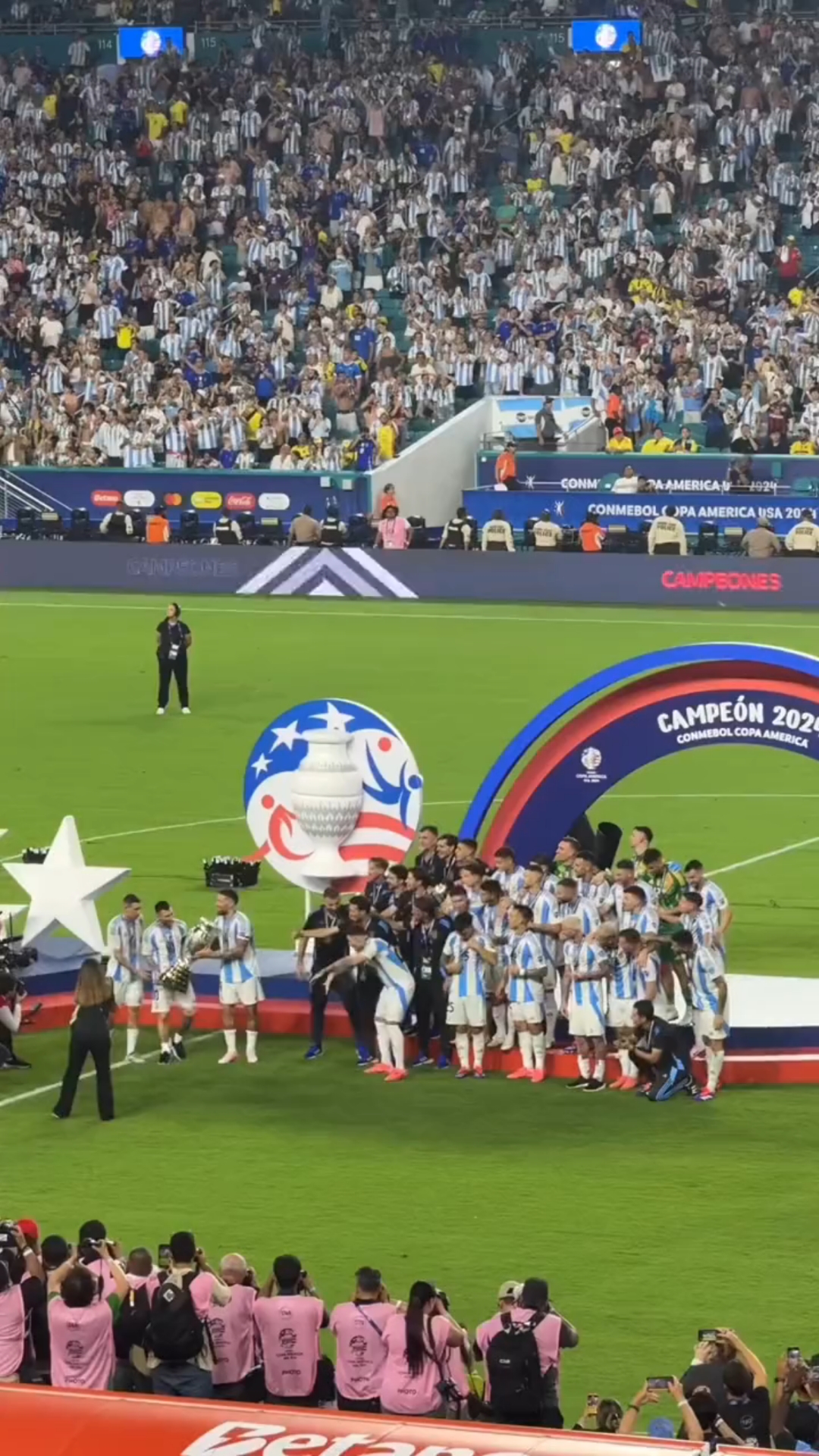 爱游戏官方登录入口-哥伦比亚队在友谊赛中取得胜利！