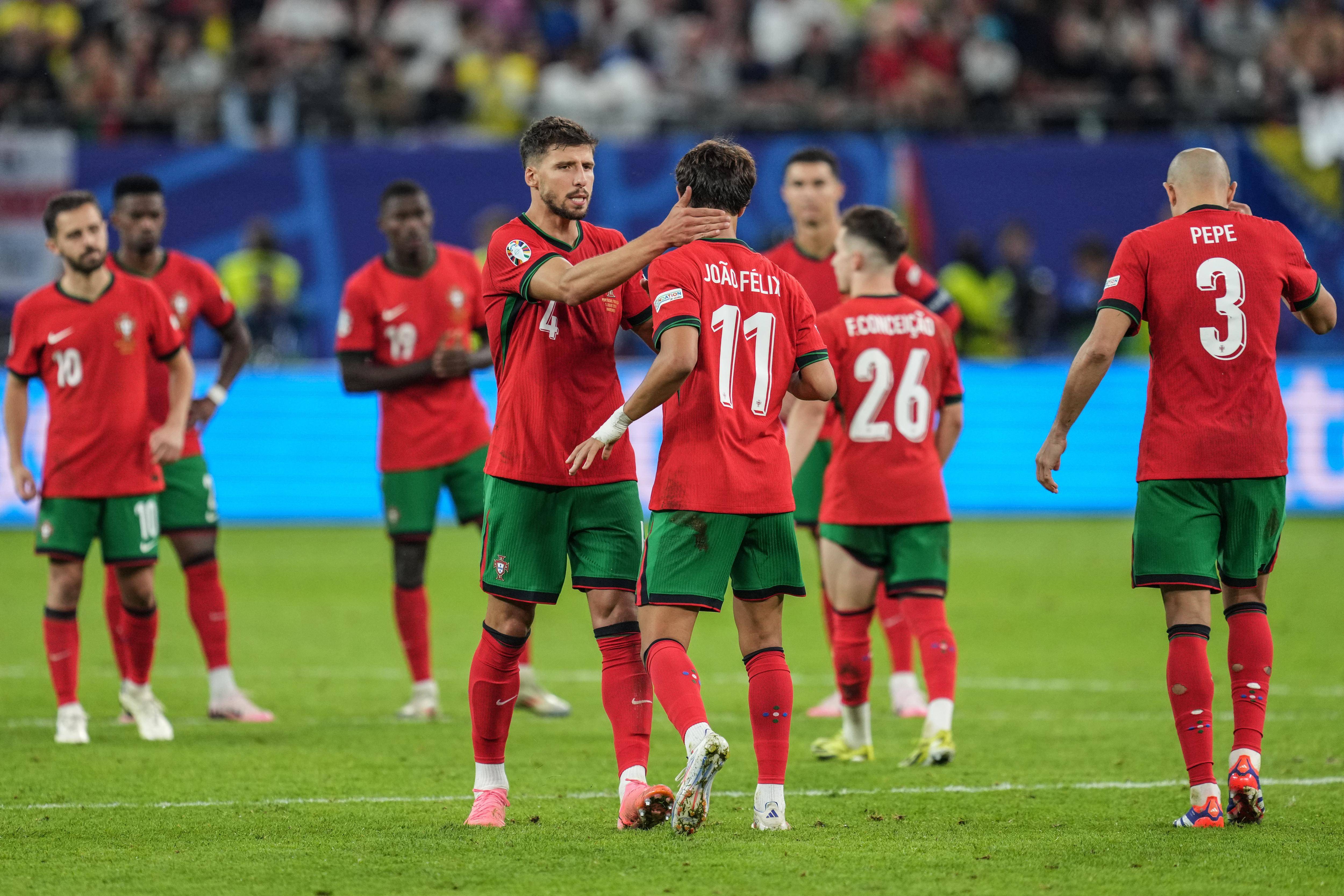 汇聚力量，法国队获得欧洲杯资格晋级