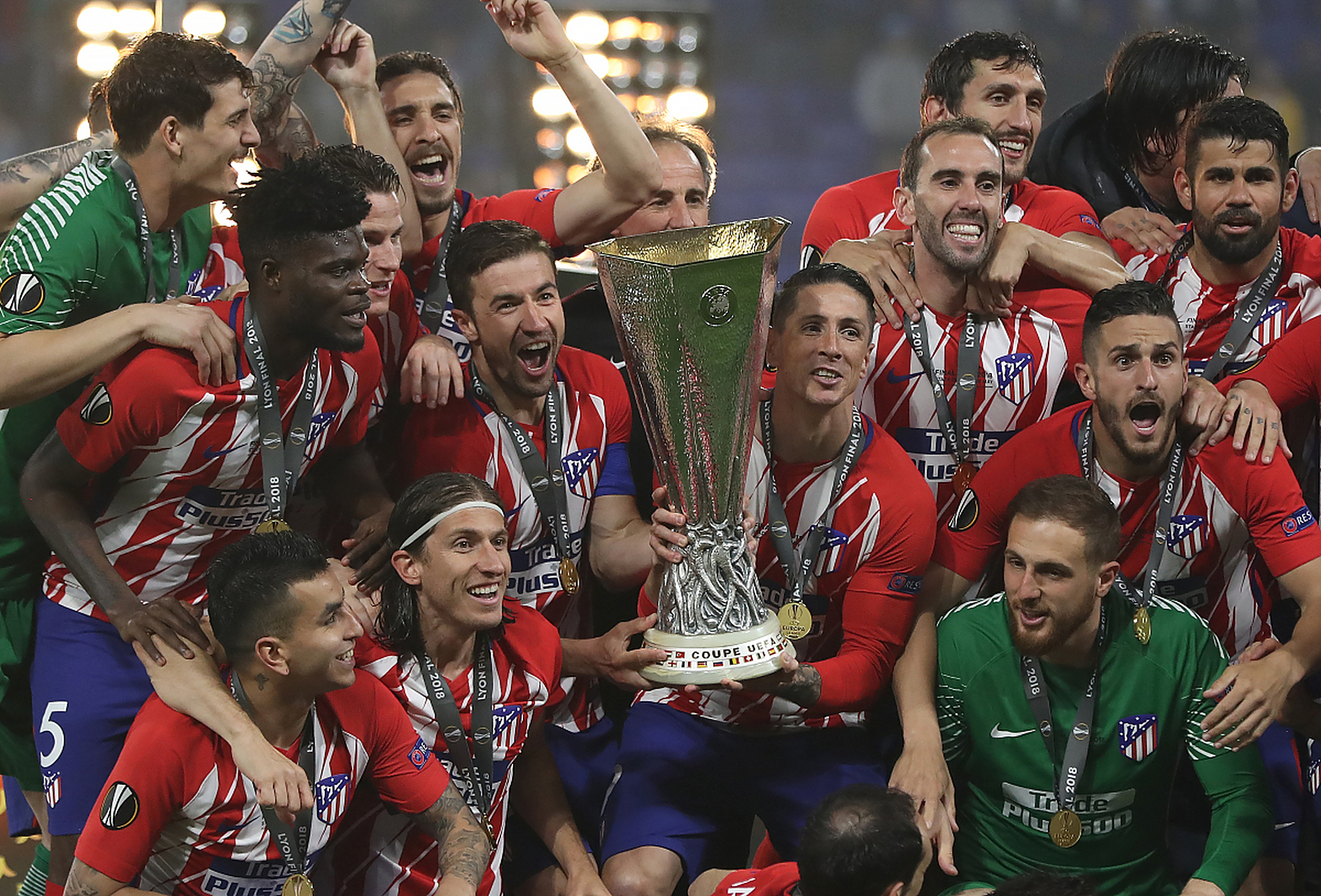 包含马德里竞技取胜，淘汰形势乐观的词条