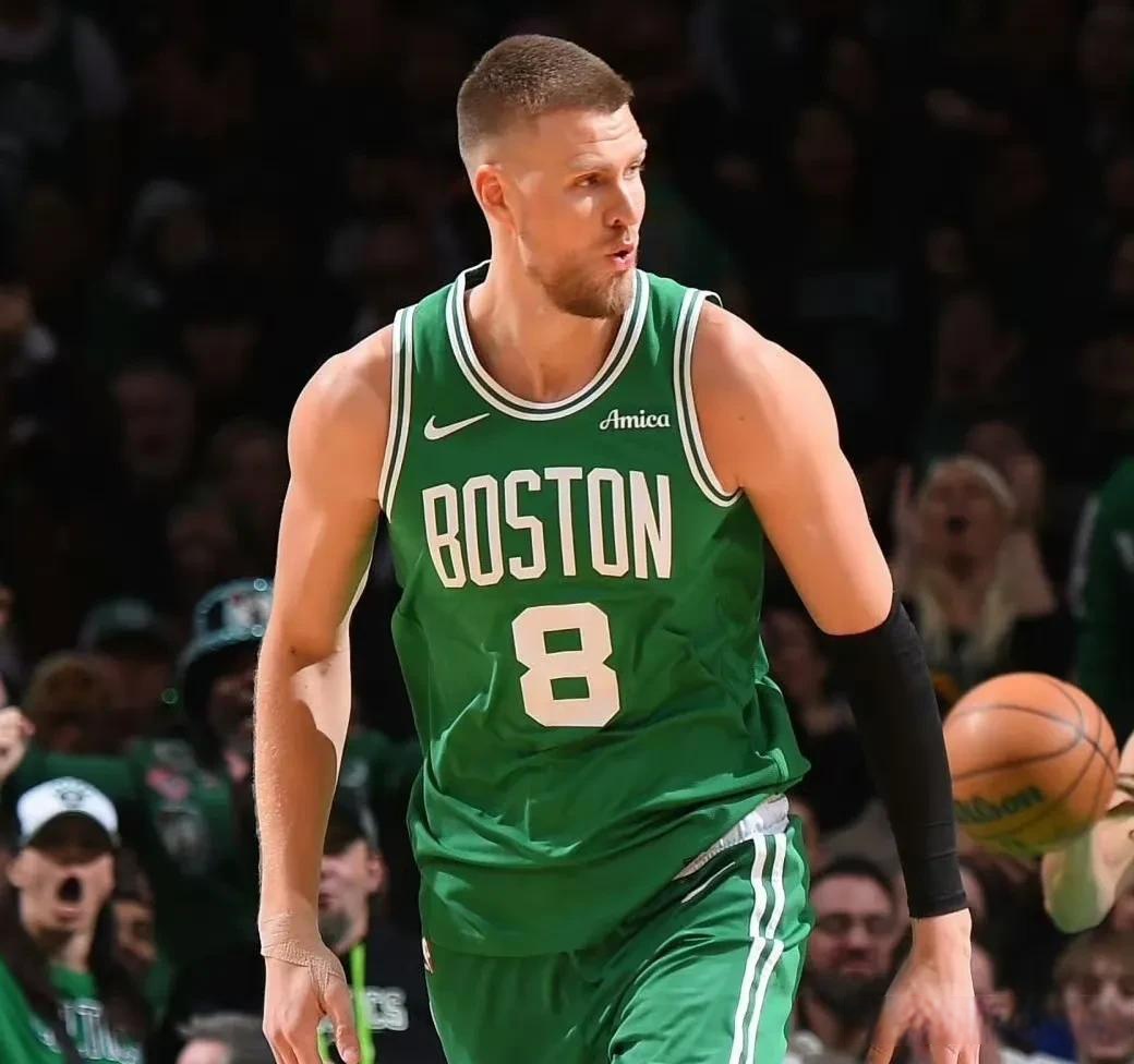 凯尔特人胜赫尔人,塔图姆发挥出色 凯尔特人胜赫尔人,塔图姆发挥出色