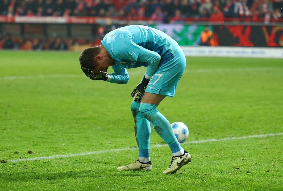 爱游戏登录入口-波鸿主场再败，排名暴跌引发球迷担忧的简单介绍