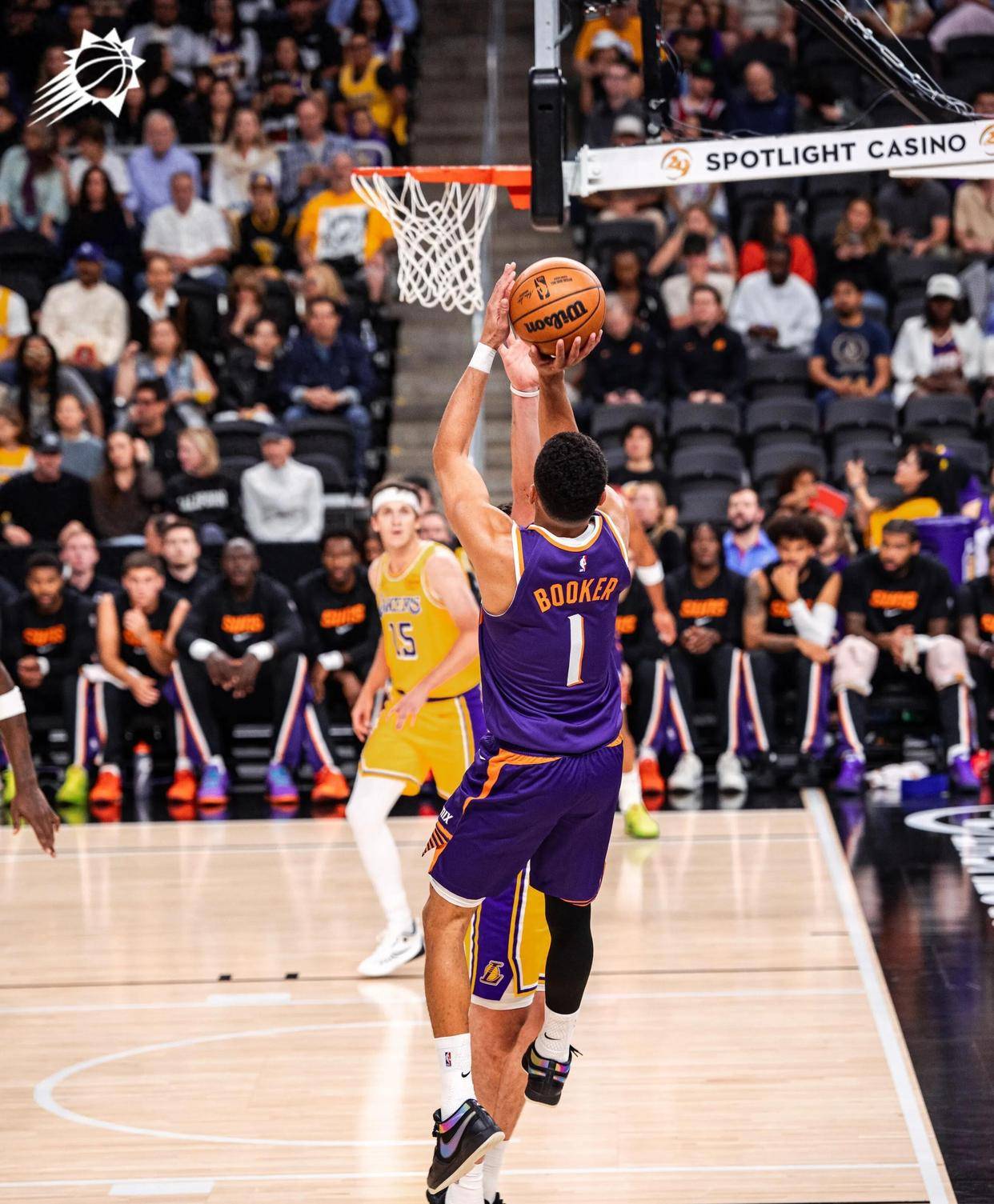 爱游戏亚洲官网-太阳逆转胜掘金，布克成全队核心